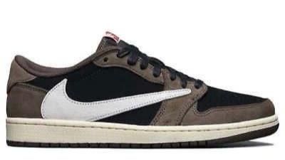 Nike Travis Cafe